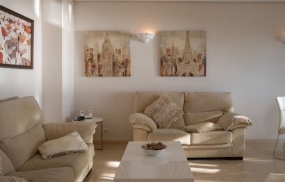 Resale - Apartment - Middle Floor Apartment - Fuengirola - Fuengirola Centro