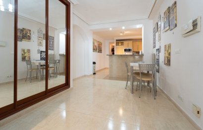 Resale - Apartment - Middle Floor Apartment - Fuengirola - Fuengirola Centro