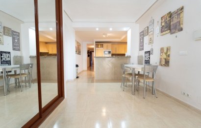 Resale - Apartment - Middle Floor Apartment - Fuengirola - Fuengirola Centro