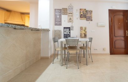 Resale - Apartment - Middle Floor Apartment - Fuengirola - Fuengirola Centro