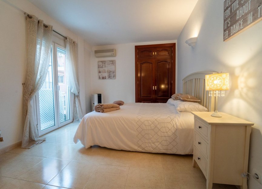 Resale - Apartment - Middle Floor Apartment - Fuengirola - Fuengirola Centro