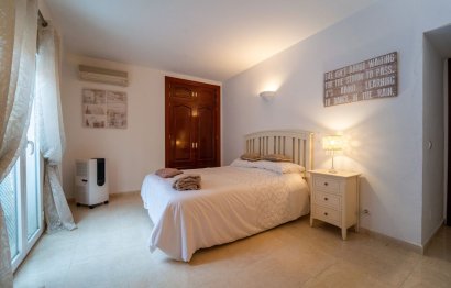 Resale - Apartment - Middle Floor Apartment - Fuengirola - Fuengirola Centro