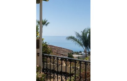 Reventa - House - Detached Villa - Benalmádena - Benalmadena Costa