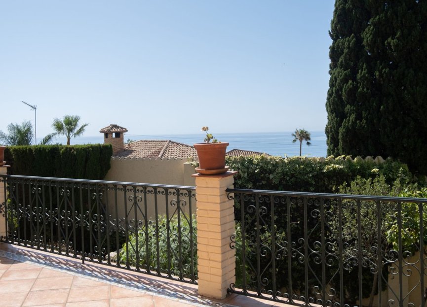 Reventa - House - Detached Villa - Benalmádena - Benalmadena Costa