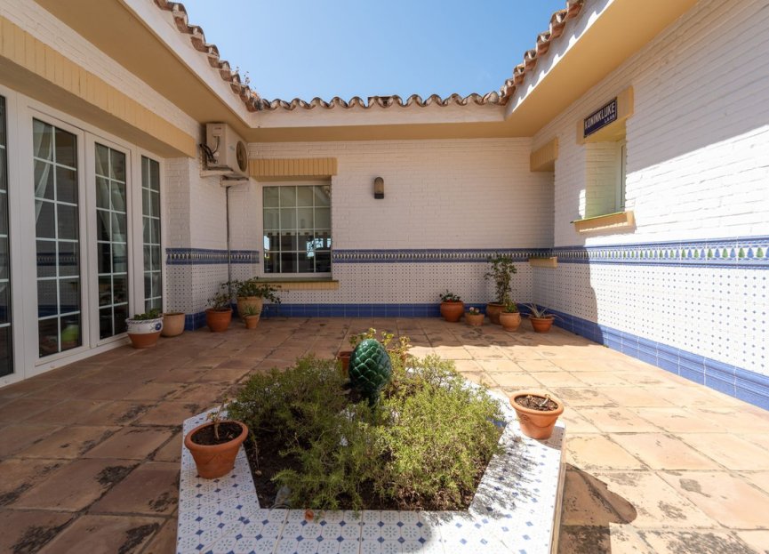 Reventa - House - Detached Villa - Benalmádena - Benalmadena Costa