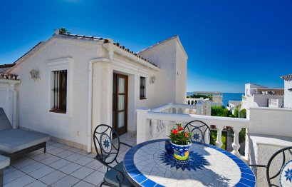 Resale - House - Semi-Detached House - Estepona - Estepona Centro