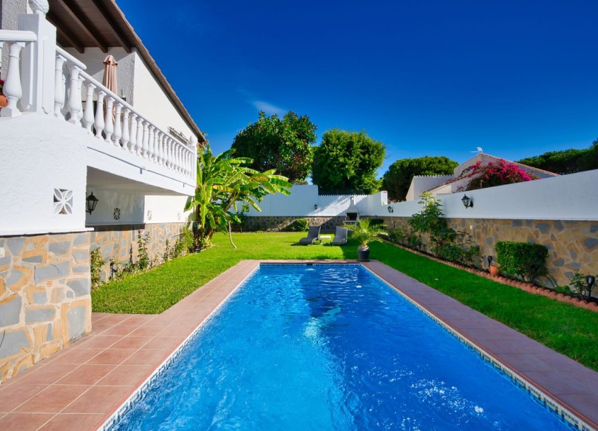 Resale - House - Detached Villa - Mijas - Torrenueva