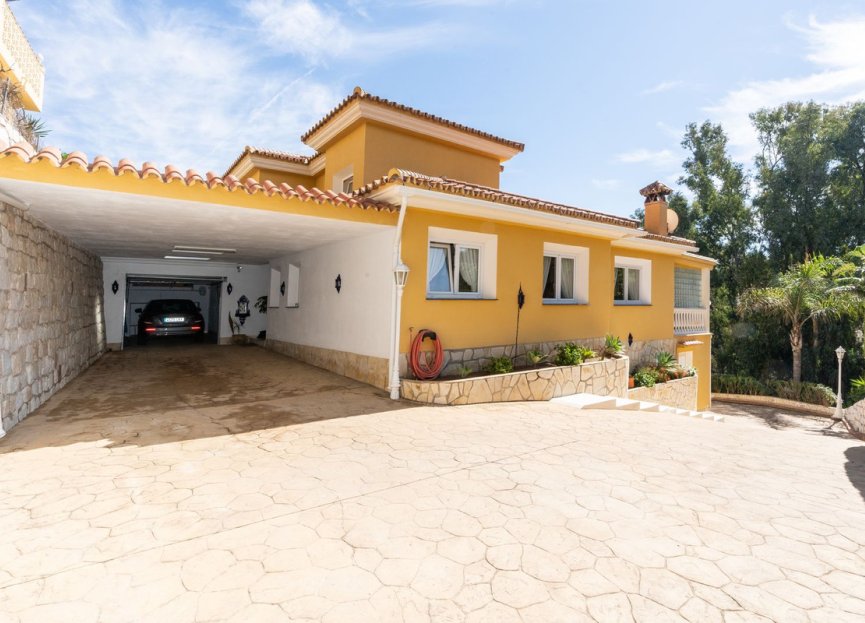 Resale - House - Detached Villa - Mijas - Torrenueva