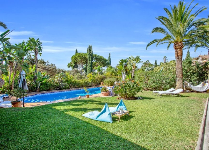 Resale - House - Detached Villa - Marbella - Marbesa