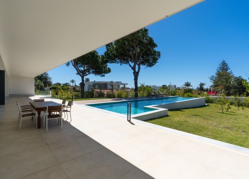 Resale - House - Detached Villa - Marbella - Marbesa