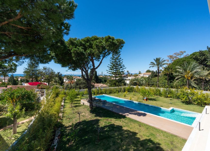 Resale - House - Detached Villa - Marbella - Marbesa