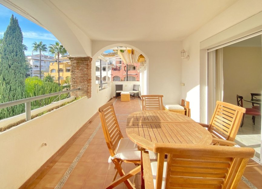 Resale - Apartment - Middle Floor Apartment - Marbella