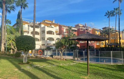 Resale - Apartment - Middle Floor Apartment - Marbella