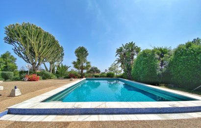 Resale - House - Detached Villa - Marbella - Marbella Centro