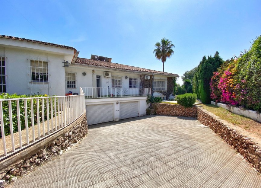 Resale - House - Detached Villa - Marbella - Marbella Centro