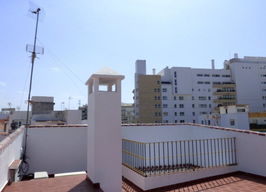 Resale - House - Townhouse - Marbella