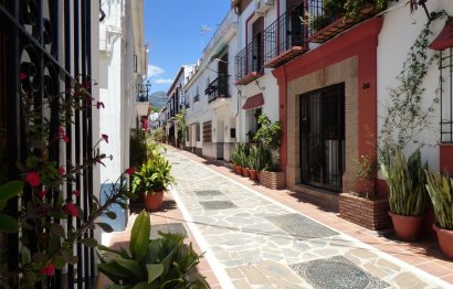 Resale - House - Townhouse - Marbella