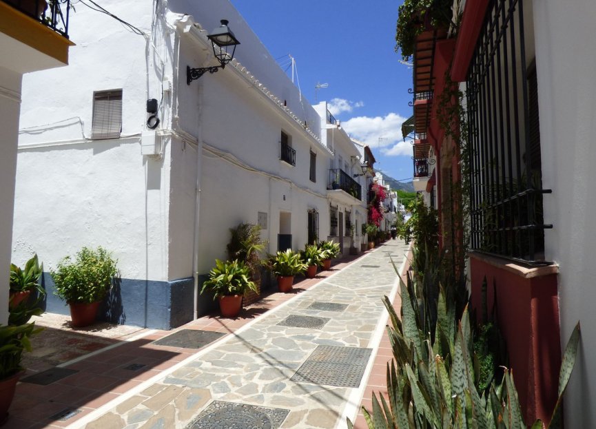 Resale - House - Townhouse - Marbella