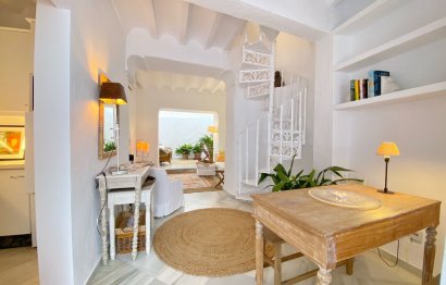 Resale - House - Townhouse - Marbella