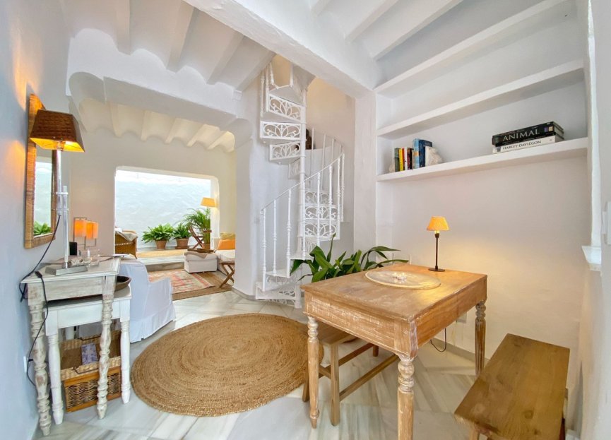 Resale - House - Townhouse - Marbella