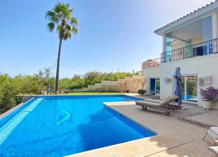 Resale - House - Detached Villa - Marbella - Elviria