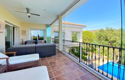 Resale - House - Detached Villa - Marbella - Elviria