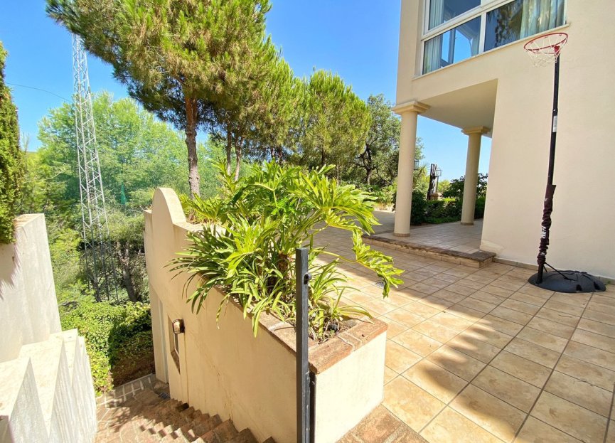 Resale - House - Detached Villa - Marbella - Elviria