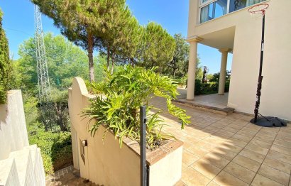 Resale - House - Detached Villa - Marbella - Elviria