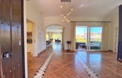 Resale - House - Detached Villa - Marbella - Elviria