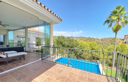 Resale - House - Detached Villa - Marbella - Elviria