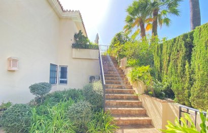 Resale - House - Detached Villa - Marbella - Elviria