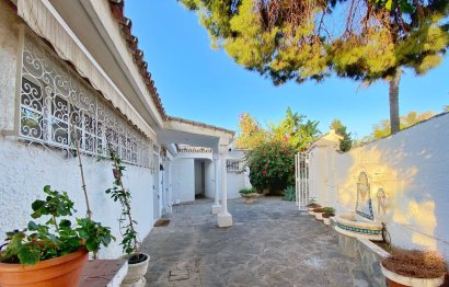 Resale - House - Detached Villa - Marbella - Marbella Centro