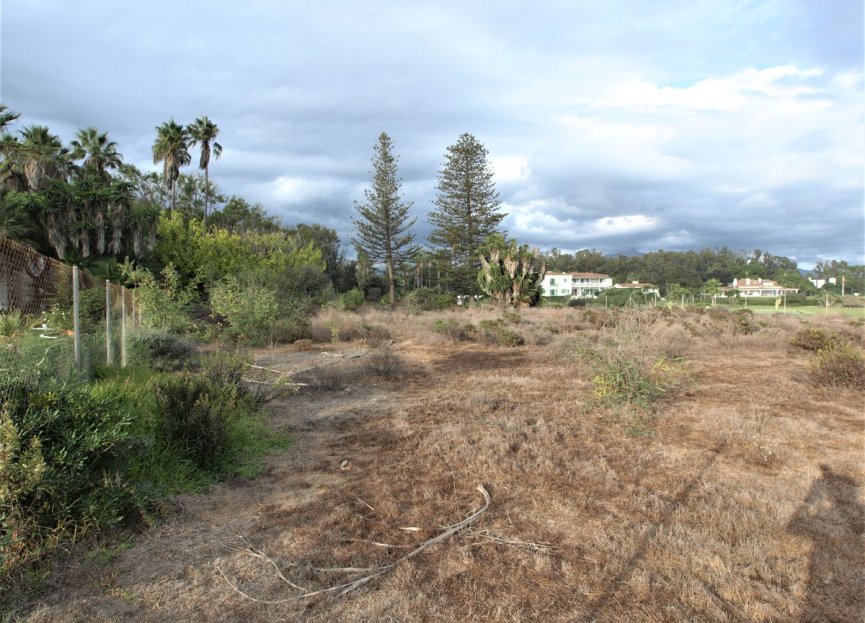 Resale - Plot - Residential Plot - Marbella - Guadalmina Baja