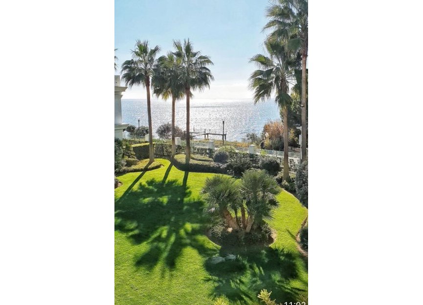 Resale - Apartment - Middle Floor Apartment - Estepona - Estepona Centro