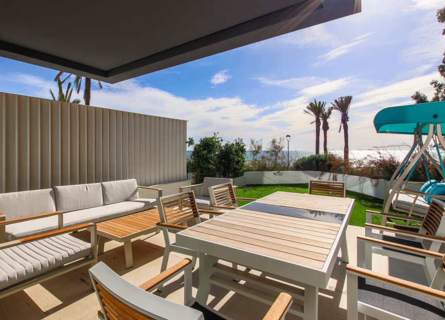 Resale - House - Townhouse - Estepona - Estepona Centro