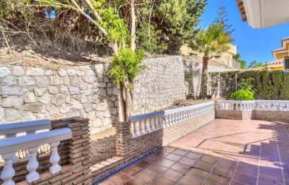 Resale - House - Detached Villa - Mijas - Torrenueva