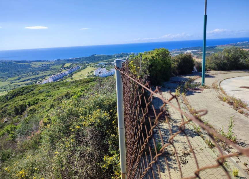 Reventa - Plot - Land - Estepona - Estepona Centro