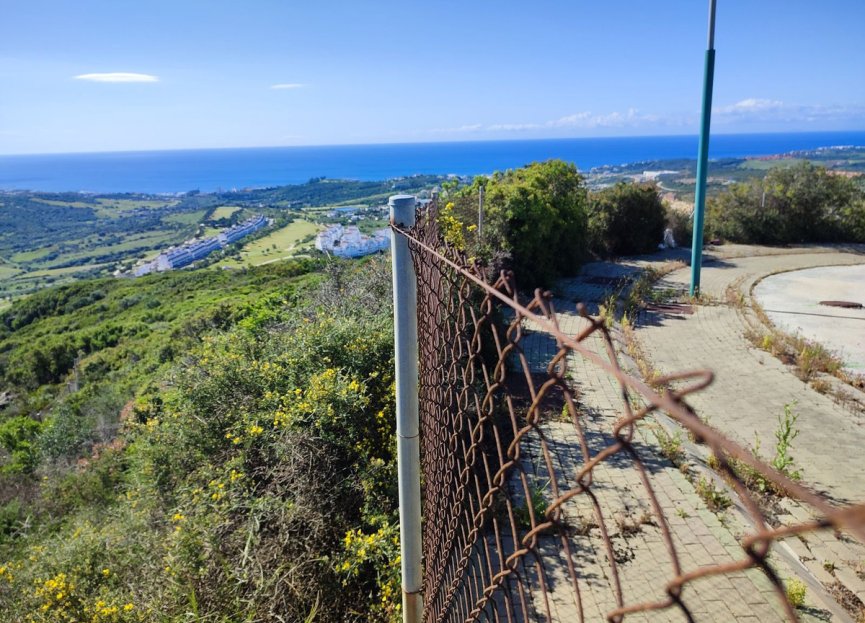 Reventa - Plot - Land - Estepona - Estepona Centro