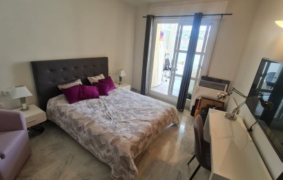 Resale - Apartment - Middle Floor Apartment - Marbella - Nueva Andalucia