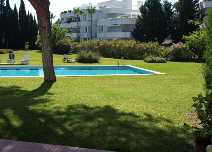 Resale - House - Townhouse - Marbella - Nueva Andalucia