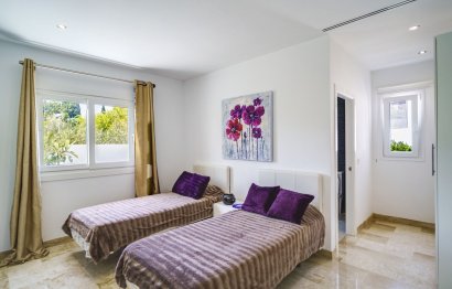 Resale - House - Detached Villa - Marbella - El Rosario