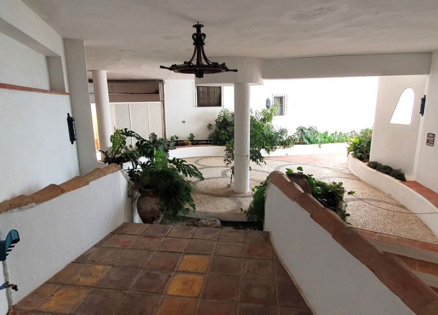 Resale - Apartment - Ground Floor Apartment - Marbella - Puerto de Cabopino