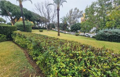 Resale - Apartment - Ground Floor Apartment - Marbella - Puerto de Cabopino