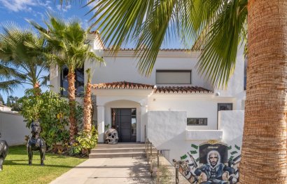 Reventa - House - Detached Villa - Marbella - Nueva Andalucia