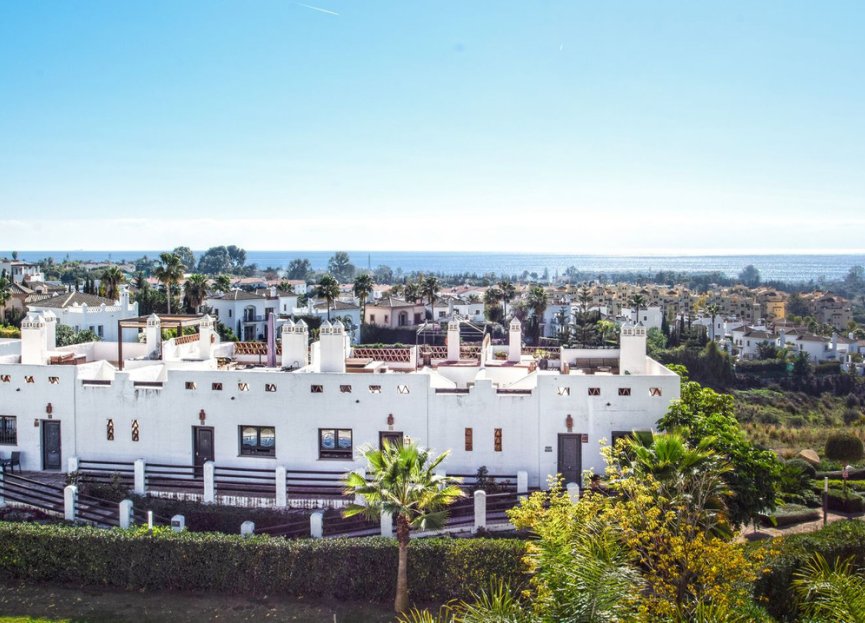 Resale - Apartment - Penthouse - Estepona - Selwo