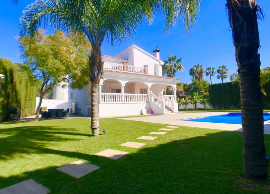 Resale - House - Detached Villa - Marbella - Nueva Andalucia