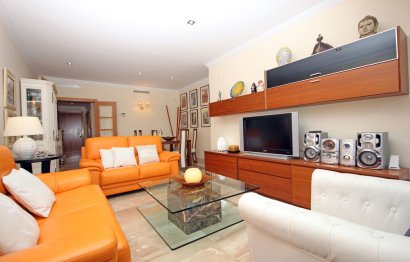 Resale - Apartment - Middle Floor Apartment - Estepona - New Golden Mile