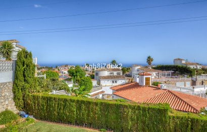 Resale - House - Detached Villa - Benalmádena - Benalmadena Centro