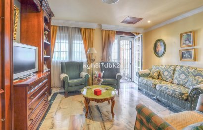 Resale - House - Detached Villa - Benalmádena - Benalmadena Centro