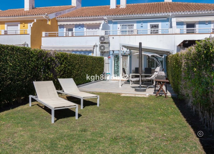 Reventa - House - Townhouse - Estepona - Estepona Centro